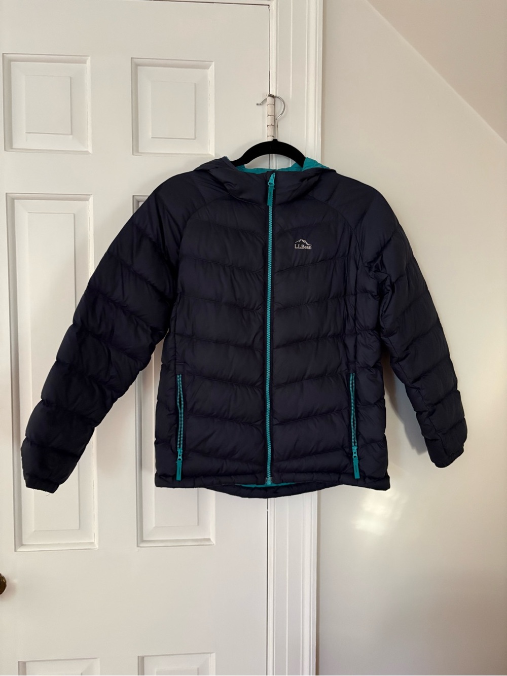 L.L. Bean Youth Navy 650 Down Jacket with Teal Zippers